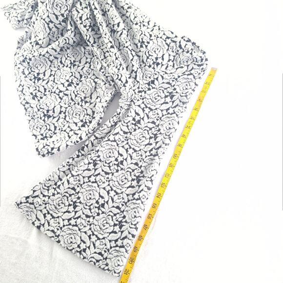 Chico's Rose VelvetBurnout Jaquard LanternSleeve Delicate Romantic Top Women's L - Picture 11 of 13